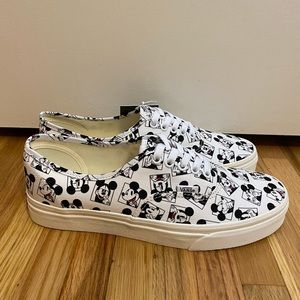 Vans x Disney (Mickey Mouse) Authetic Shoe